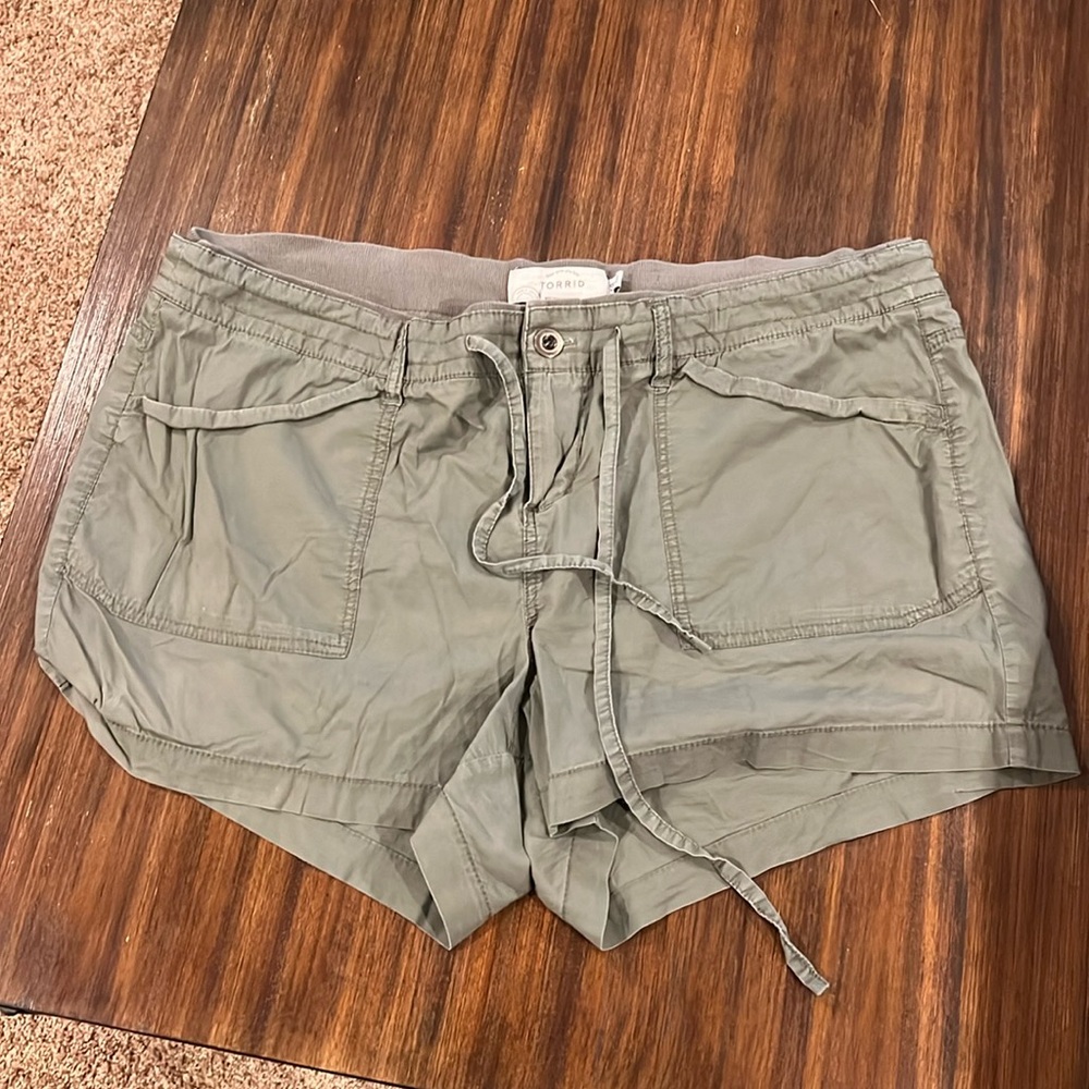 Torrid military Green khaki style shorts